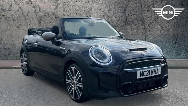 Black Used 2021 Mini Cooper S Exclusive Hatchback | £21,960 (Fair price) - Image 1/4