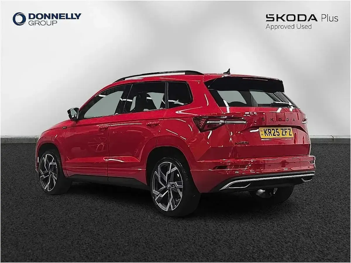 Gebraucht Skoda Karoq SportLine 110 PS (80 kW) 2025 Rot SUV