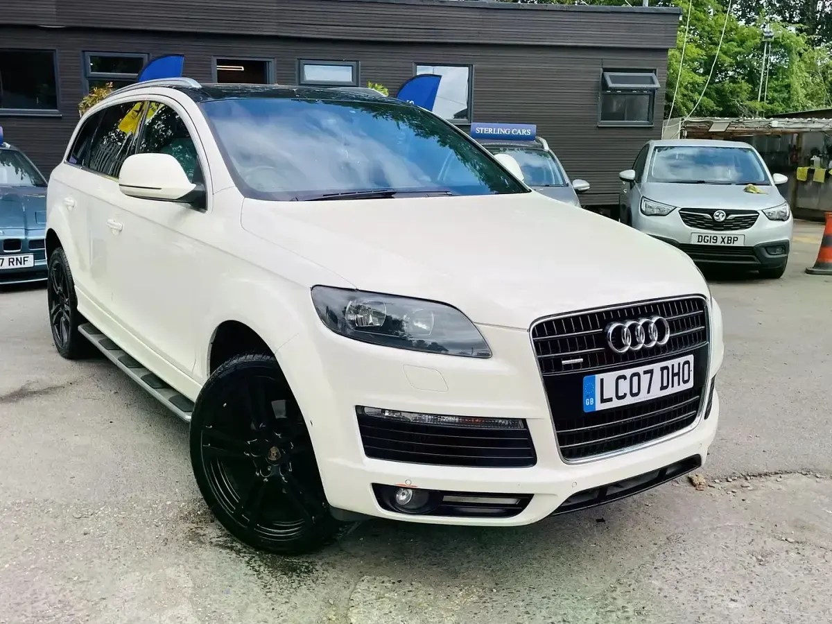 Used Audi Q7 S-Line 2007 White SUV