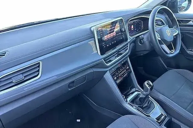 Used VW T-Roc Style 150 HP (110 kW) 2025 Black SUV