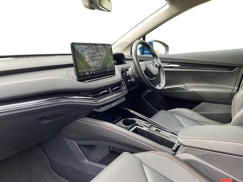 Used Skoda Enyaq iV 154 kW (210 HP) 2024 Race blue metallic SUV