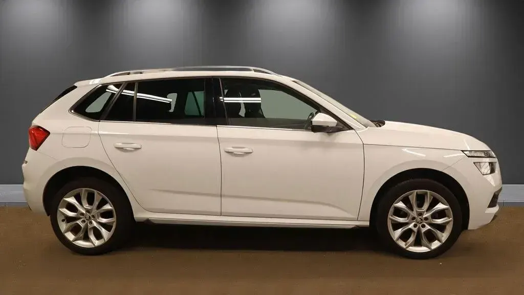 Used Skoda Kamiq SE L 150 HP (110 kW) 2020 White SUV