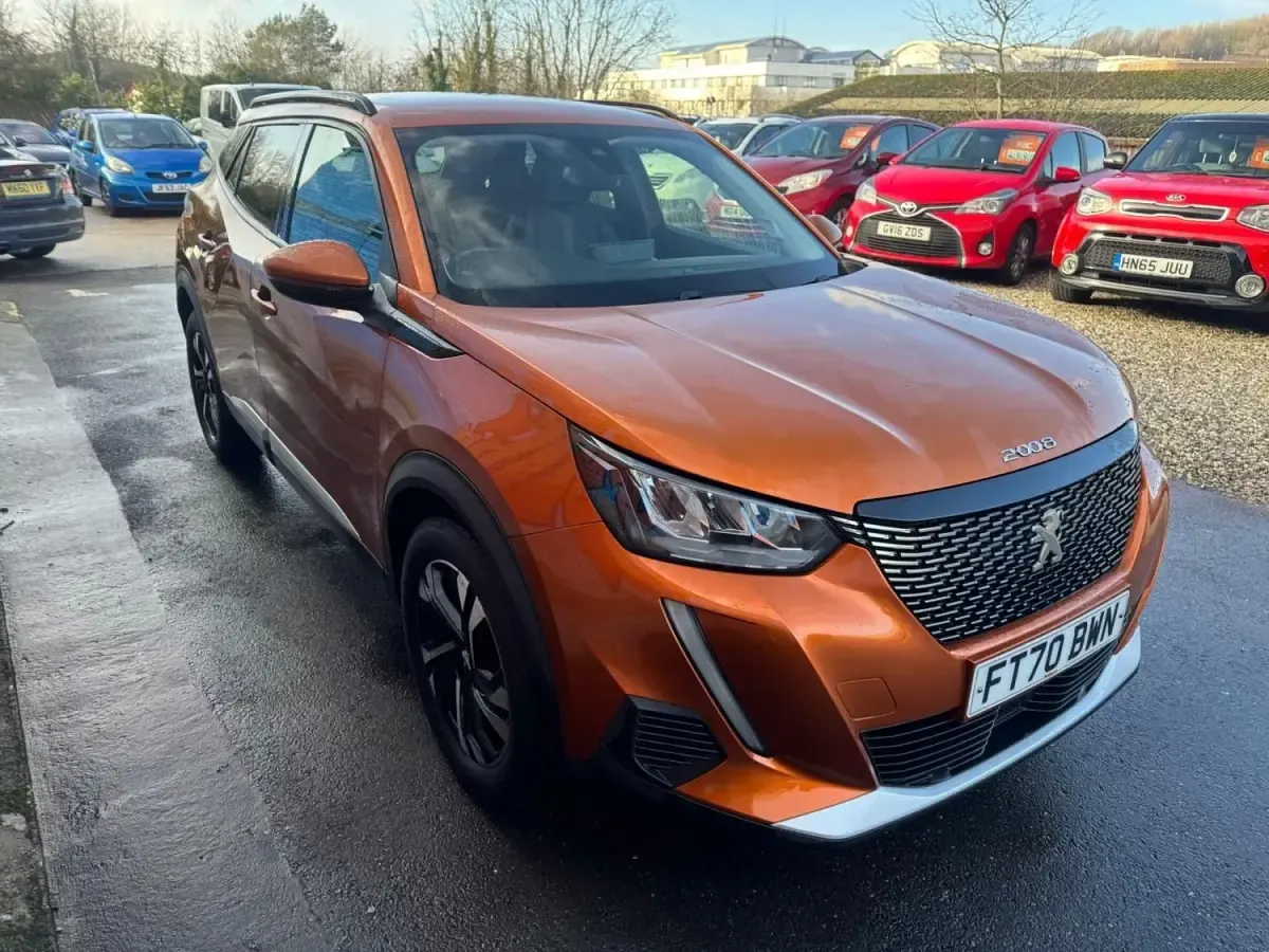 Gebraucht Peugeot 2008 Allure 110 PS (80 kW) 2021 Orange SUV