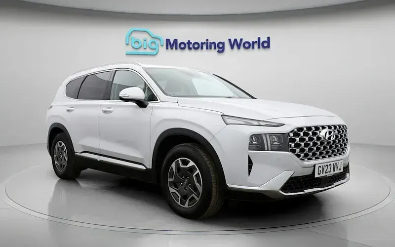 Used Hyundai Santa Fe Premium 230 HP (169 kW) 2023 White SUV