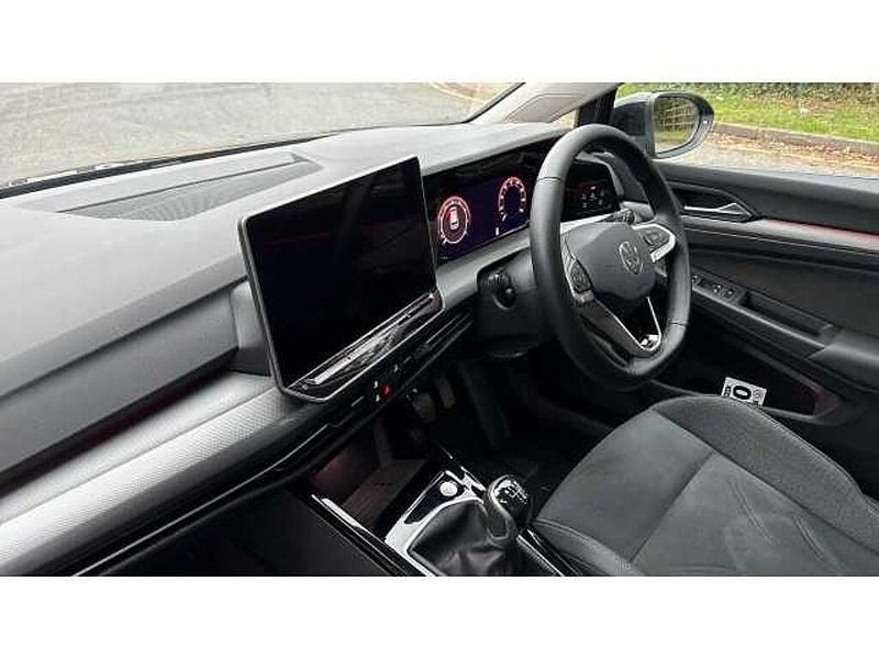 Used VW Golf VIII 204 HP (150 kW) 2025