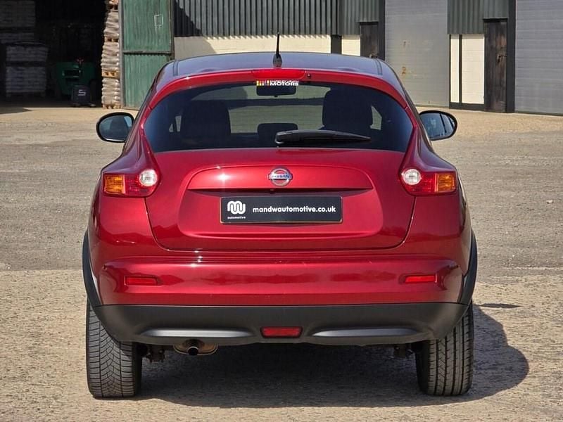 Used Nissan Juke Acenta 117 HP (86 kW) 2011 Red SUV
