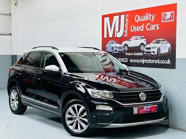 Black Used 2019 VW T-Roc Design SUV | £11,995 (Fair price) - Image 1/4
