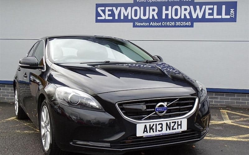 Used 2015 Volvo V40 SE Lux Hatchback | £6,495 (A bit pricey) - Image 1/4