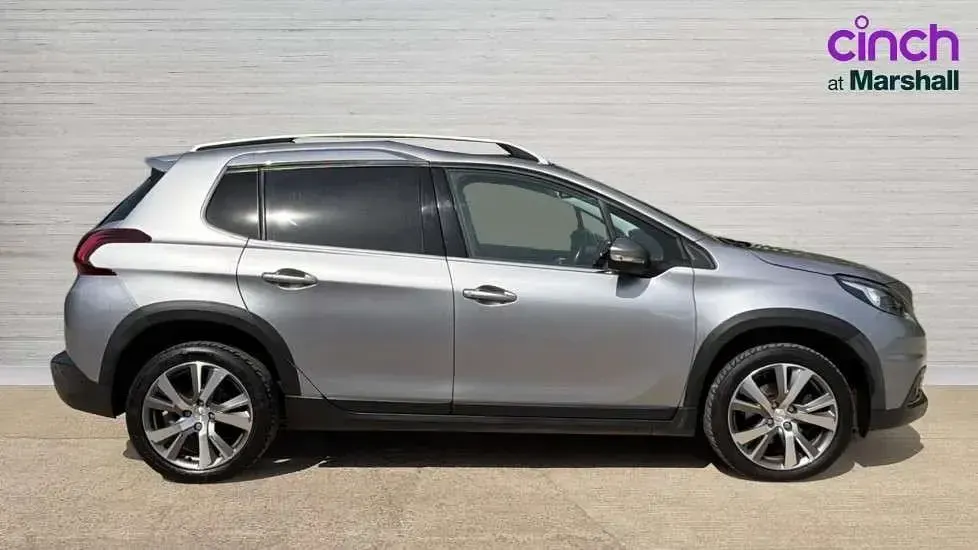 Second-hand Peugeot 2008 Allure Premium 110 CP (80 kW) 2019 Gri SUV