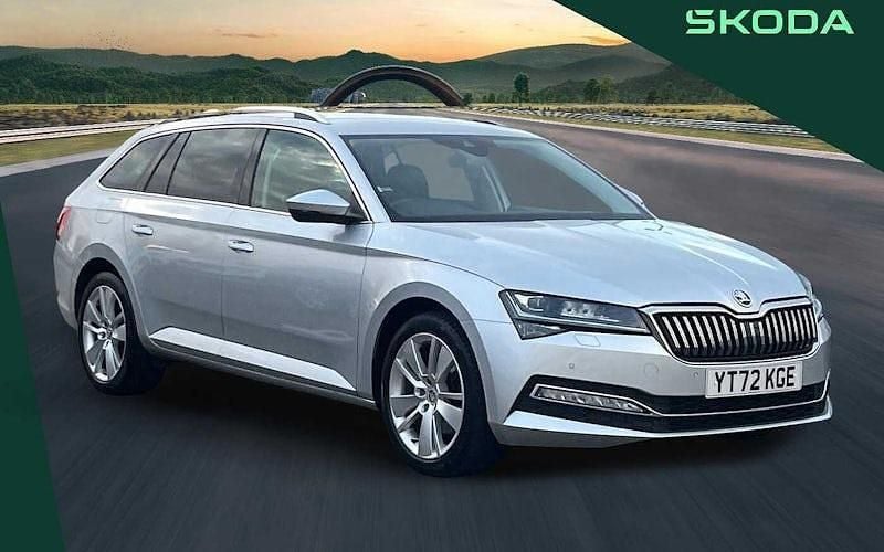 Brilliant silver metallic Used 2022 Skoda Superb SE L Estate | £22,990 (Fair price) - Image 1/4