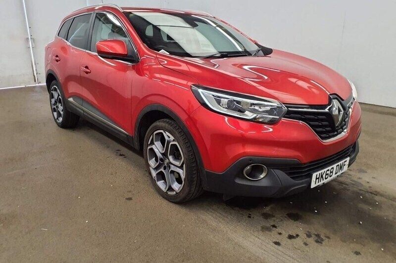 Red Used 2018 Renault Kadjar Dynamique SUV | £7,799 (Good price) - Image 1/1
