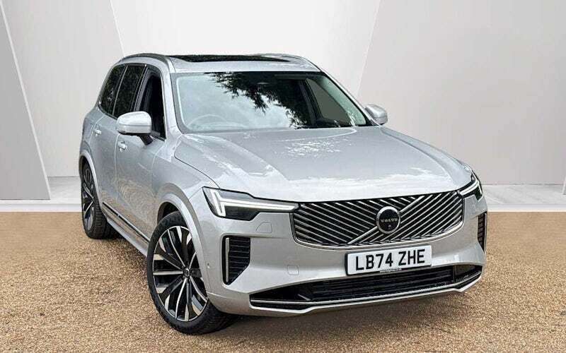 Used 2025 Volvo XC90 Ultra SUV | £69,995 - Image 1/3