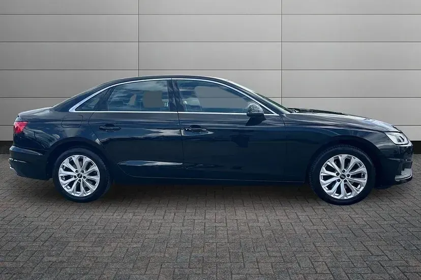 Used Audi A4 148 HP (108 kW) 2022 Brilliant black Sedan
