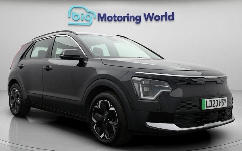 Used 2023 Kia e-Niro 2 SUV | £16,000 (Fair price) - Image 1/4