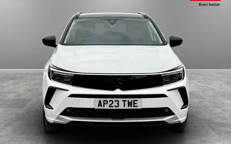 Used Vauxhall Grandland X Ultimate 131 HP (96 kW) 2023 White SUV