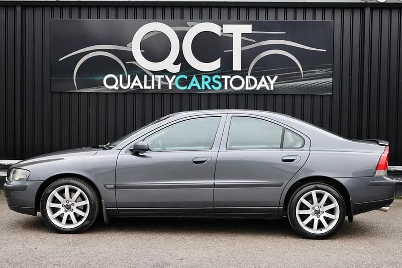 Used Volvo S60 210 HP (154 kW) 2004 Grey Sedan