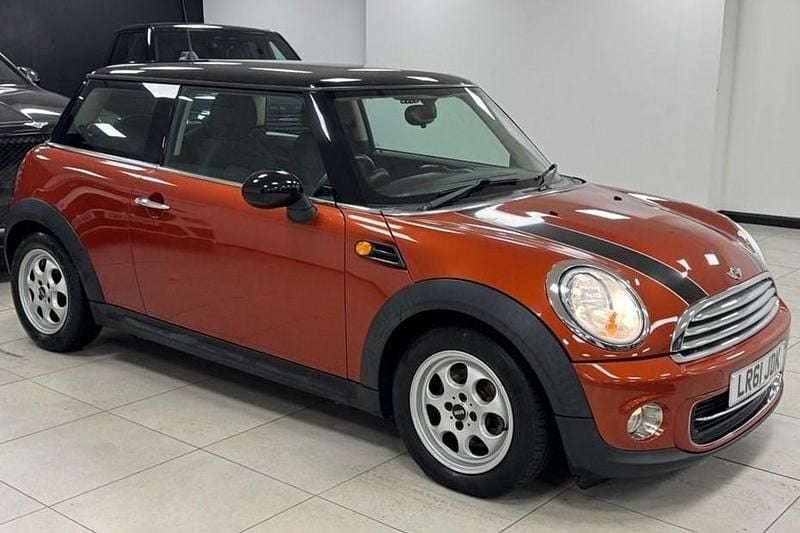 Orange Used 2011 Mini Cooper Hatch Hatchback | £5,995 (Super price) - Image 1/1