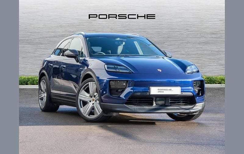 Blue Used 2024 Porsche Macan SUV | £73,849 (Good price) - Image 1/4