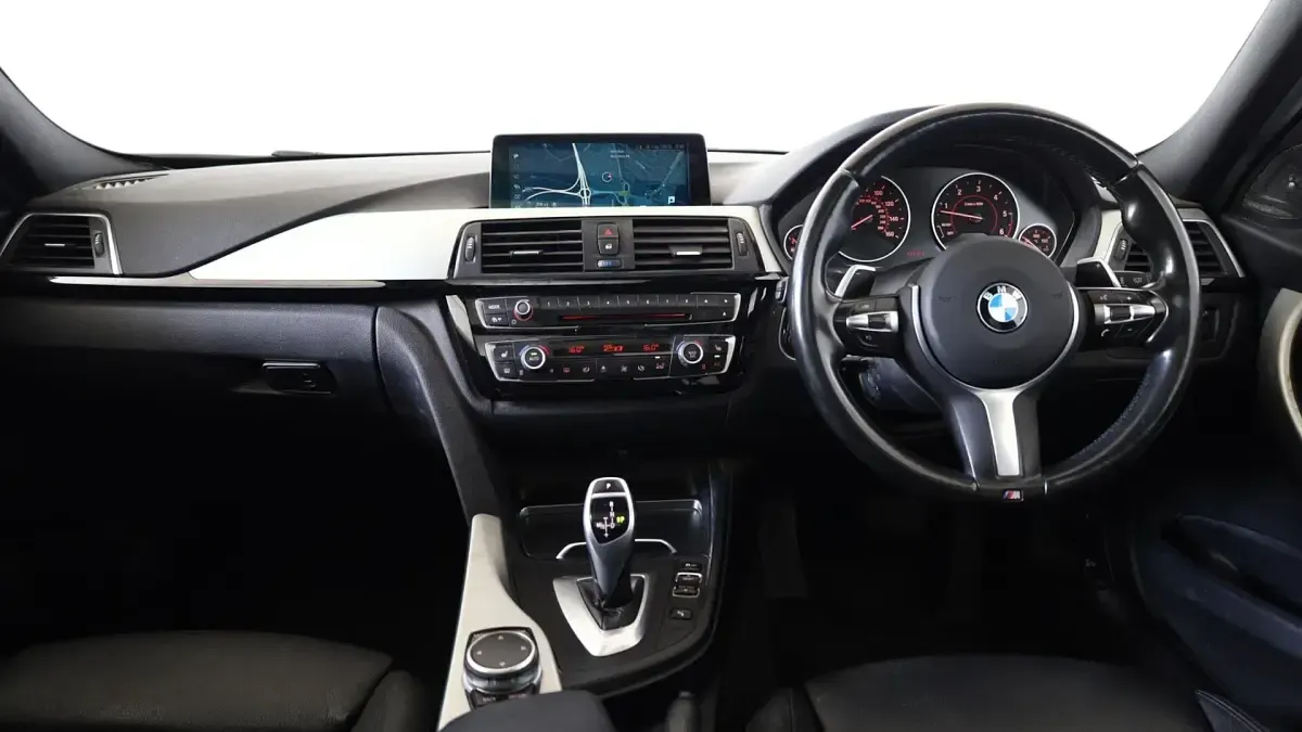 Used BMW 330 M Sport 254 HP (186 kW) 2016 Blue Estate