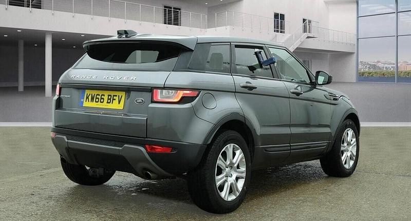 Used Land Rover Range Rover evoque SE 2017 Grey Estate