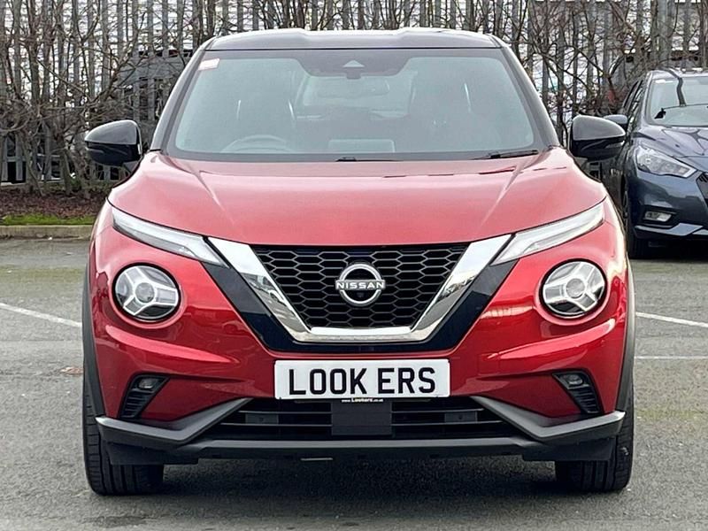 Used Nissan Juke Tekna 114 HP (83 kW) 2023 Red SUV