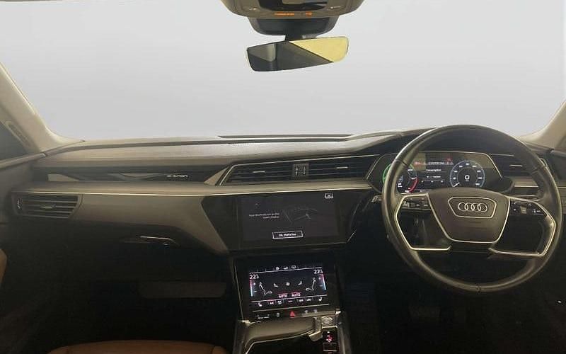 Used Audi e-tron Design 300 kW (408 HP) 2020 SUV