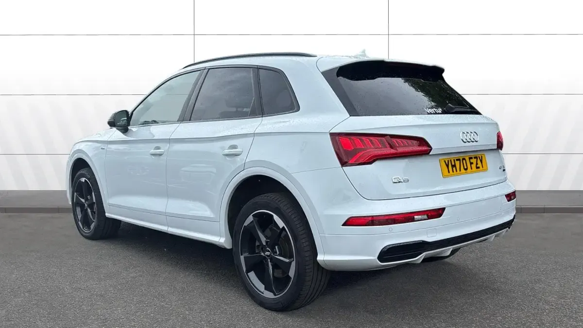 Used Audi Q5 Black Edition 245 HP (180 kW) 2020 White SUV