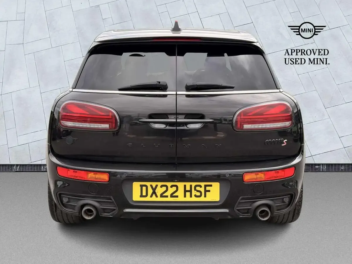 Used Mini Cooper S Clubman 176 HP (129 kW) 2022 Black Estate