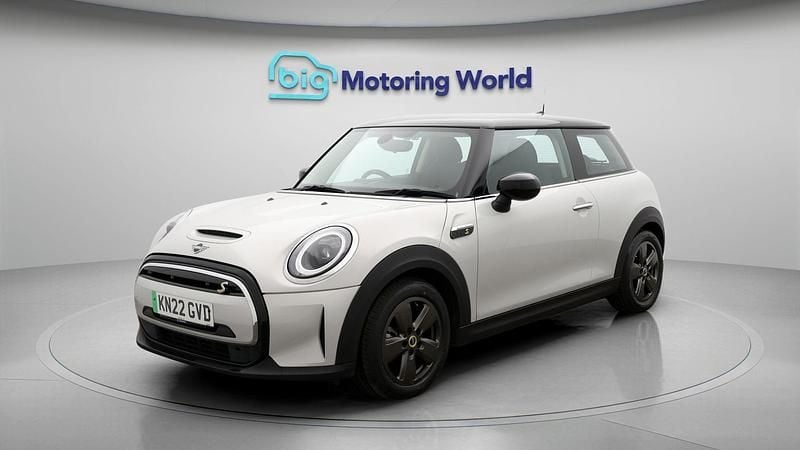 Used Mini Cooper SE Hatch 133 kW (181 HP) 2022 Hatchback