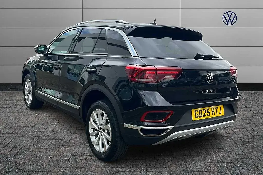 Used VW T-Roc Style 150 HP (110 kW) 2025 Black SUV