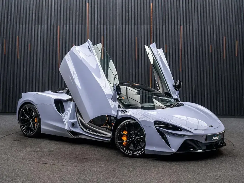 Used McLaren Artura 690 HP (507 kW) 2024 Grey Coupe