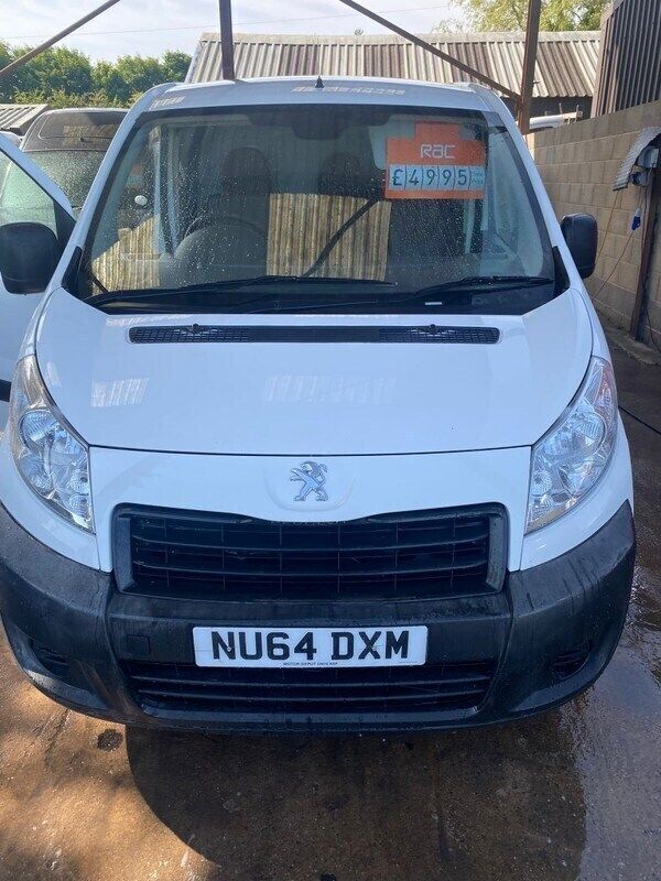 White Used 2014 Peugeot Expert Van | £4,995 (A bit pricey) - Image 1/4