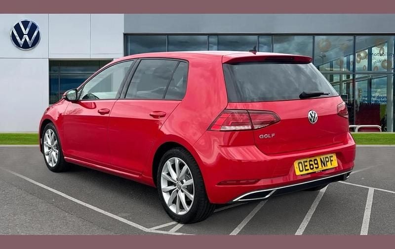 Used VW Golf VII GT 150 HP (110 kW) 2019 Tornado red Hatchback
