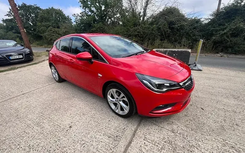 Used Vauxhall Astra SRi 150 HP (110 kW) 2019 Hatchback