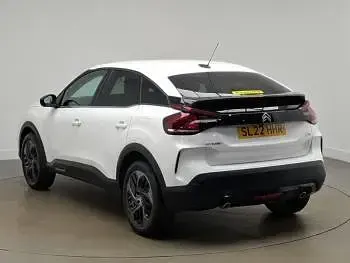 Used Citroën C4 PureTech 131 HP (96 kW) 2022 White Hatchback