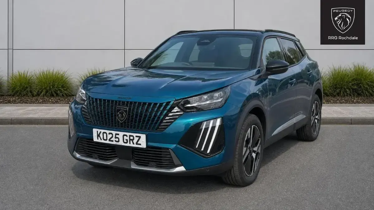 Used Peugeot 2008 GT 145 HP (106 kW) 2025 Blue SUV