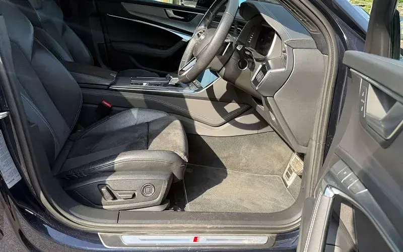Used Audi A6 S-Line 245 HP (180 kW) 2020 Blue Estate