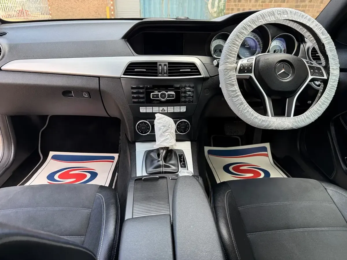 Used Mercedes C220 Sport Edition 170 HP (125 kW) 2015 Silver Coupe