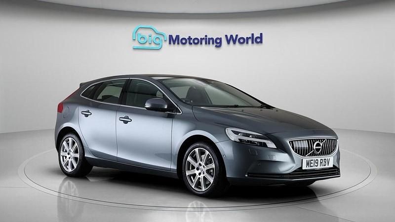 Used Volvo V40 Inscription 152 HP (111 kW) 2019 Grey Hatchback