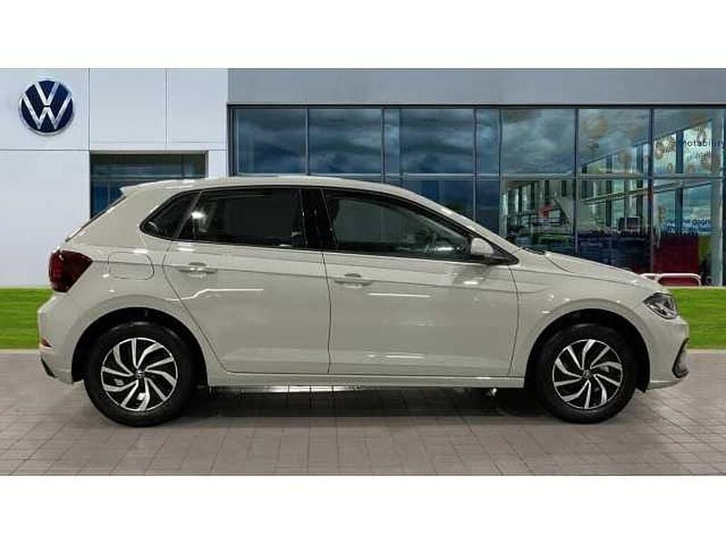 New VW Polo Life 80 HP (58 kW) 2025 Ascot grey Hatchback