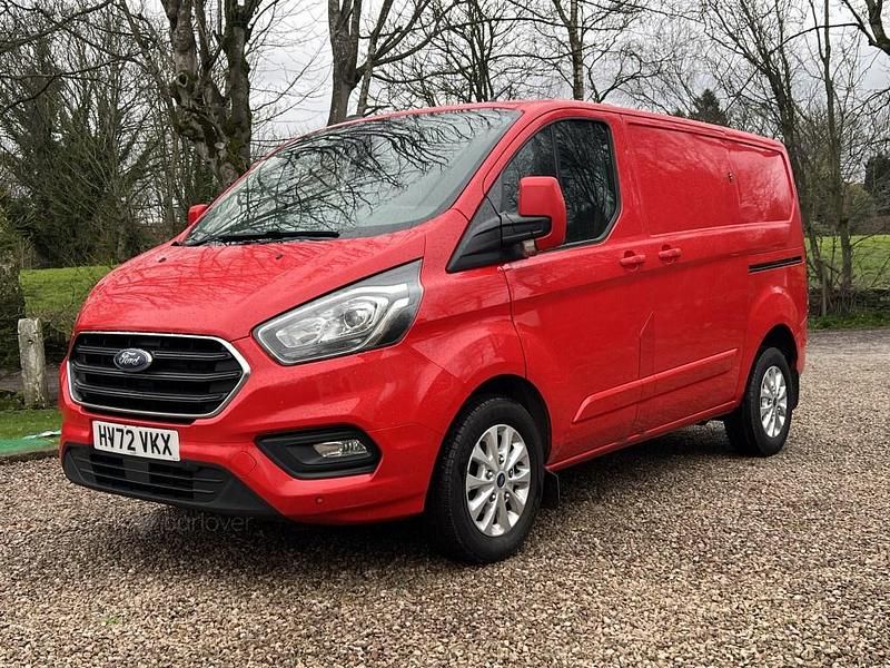 Used Ford Transit Custom Limited 130 HP (95 kW) 2022 Red Van