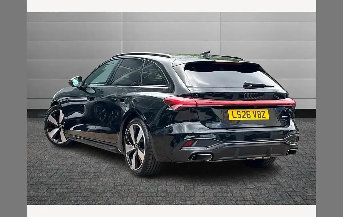 New Audi A5 Comfort 295 HP (216 kW) 2026 Black Estate