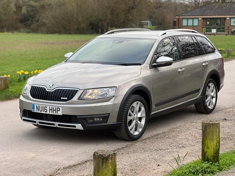 Used Skoda Octavia Scout 4x4 2016 Beige Hatchback