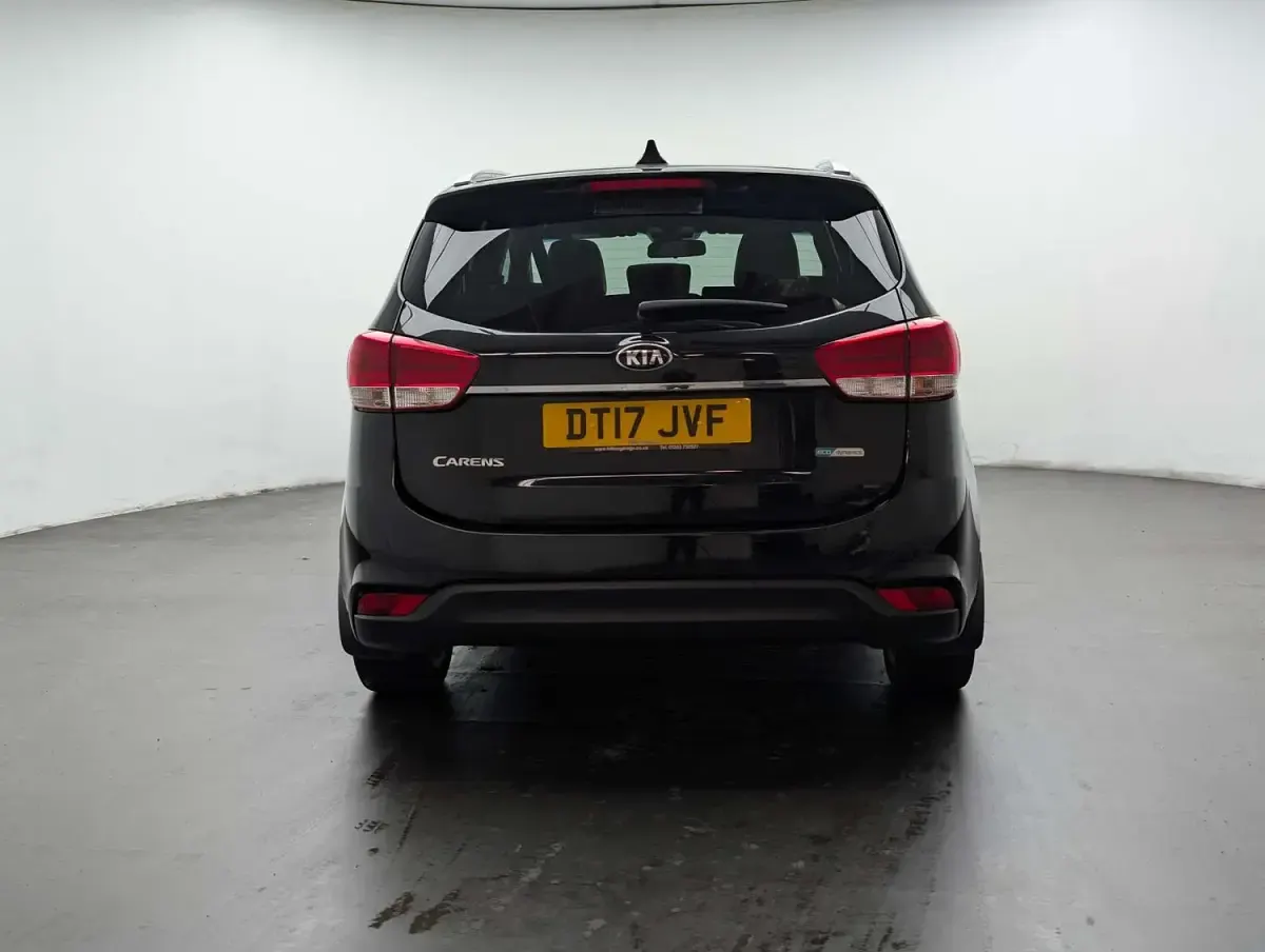 Used Kia Carens 2017 Black MPV