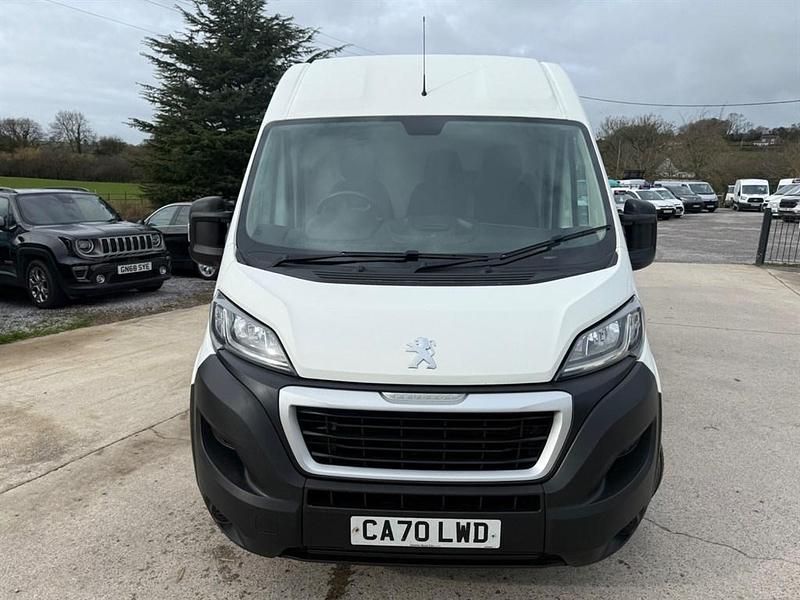 Used Peugeot Boxer 140 HP (102 kW) 2020 White Van