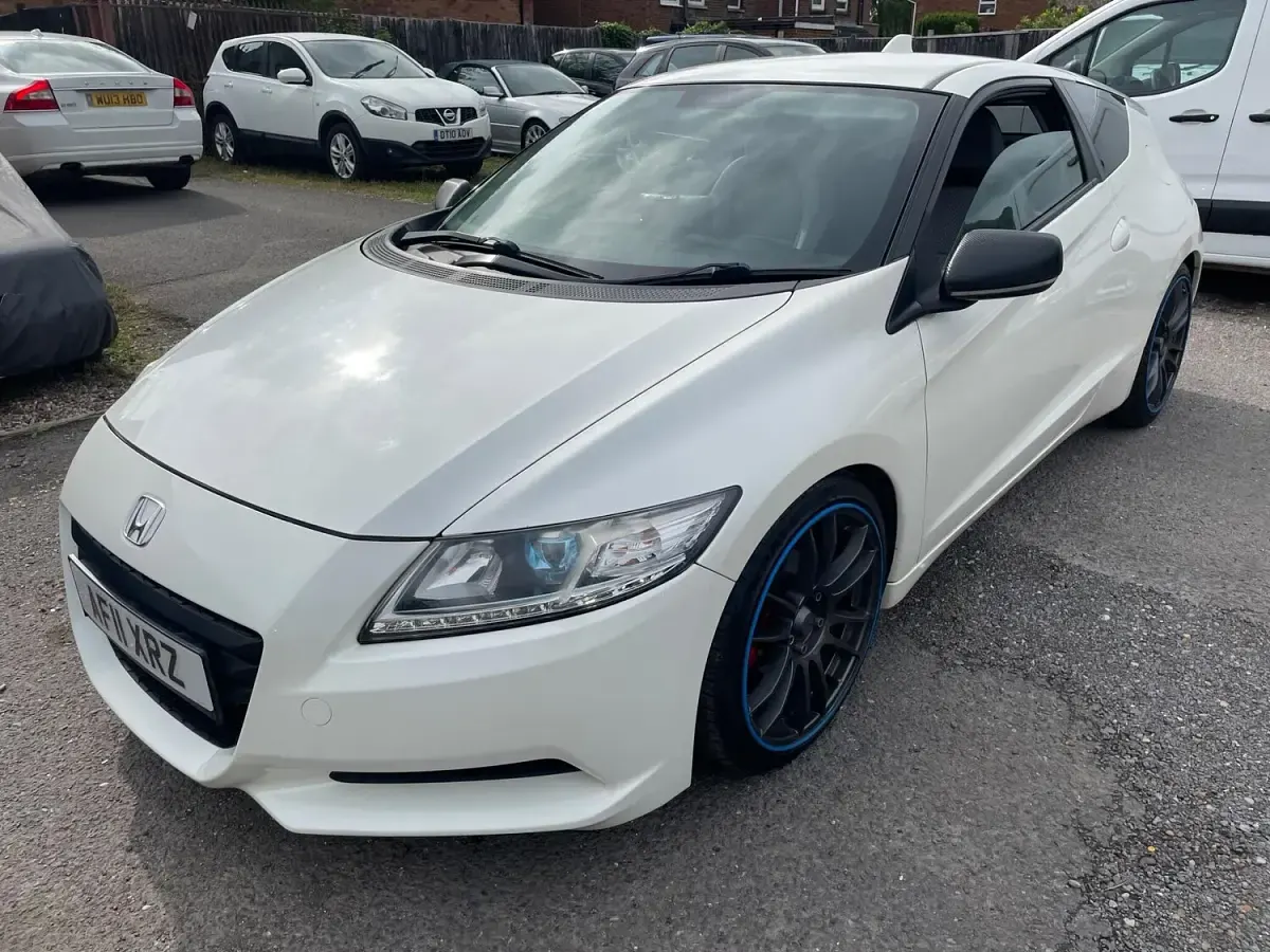 Used Honda CR-Z Hybrid 124 HP (91 kW) 2011 White Coupe