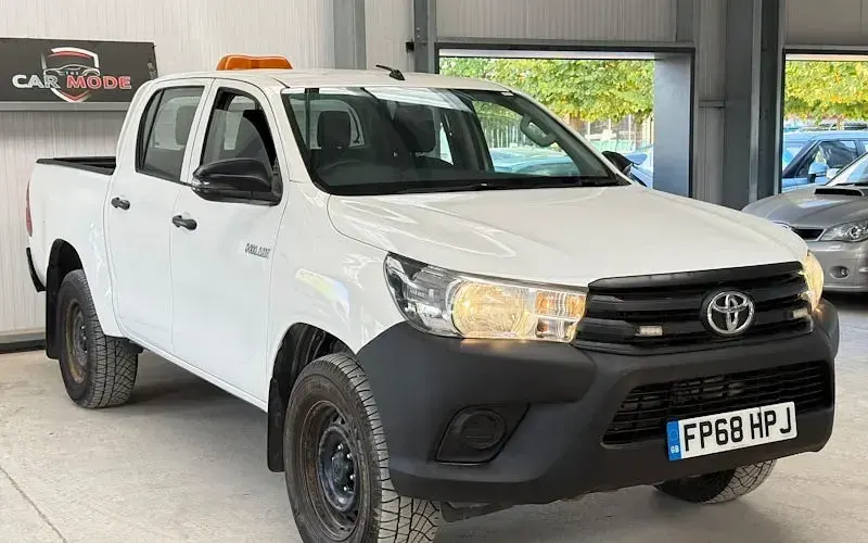 Used Toyota HiLux Active 150 HP (110 kW) 2018 Pickup