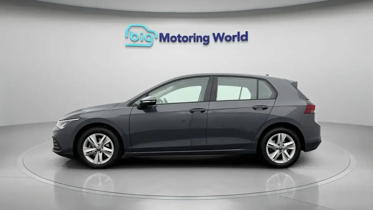 Used VW Golf VIII S 148 HP (108 kW) 2023
