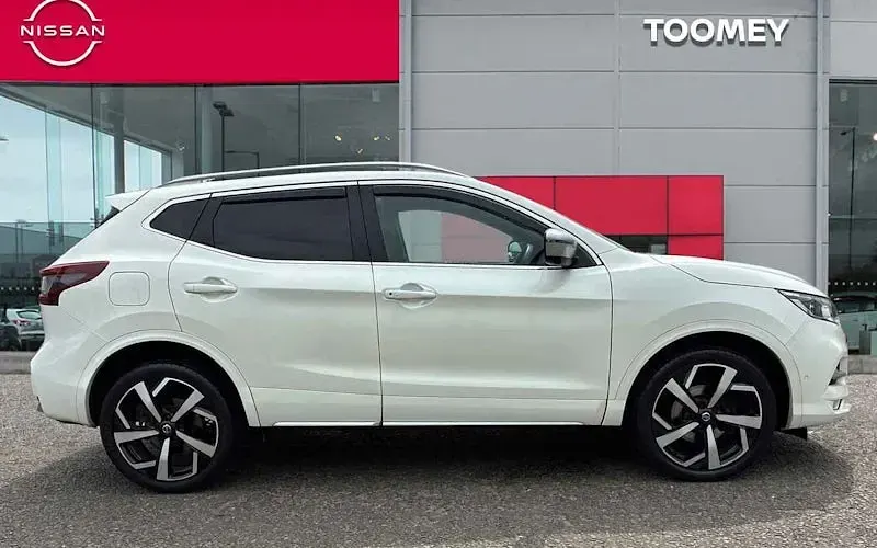 Used Nissan Qashqai Tekna+ 160 HP (117 kW) 2020 White SUV