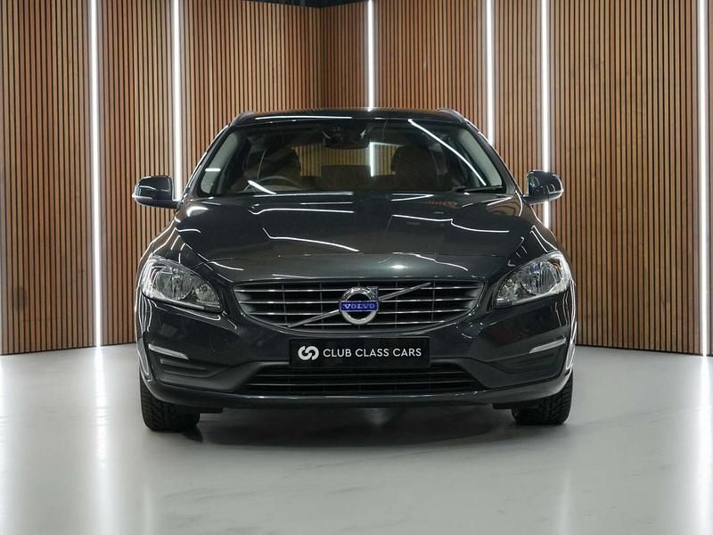 Used Volvo V60 SE 190 HP (139 kW) 2017 Grey Estate